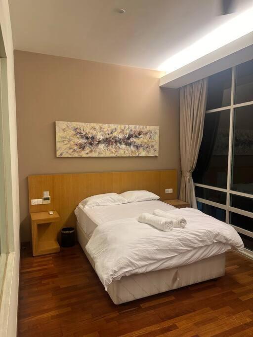Luxzell Klcc-7minutes Walk To Klcc * Kuala Lumpur